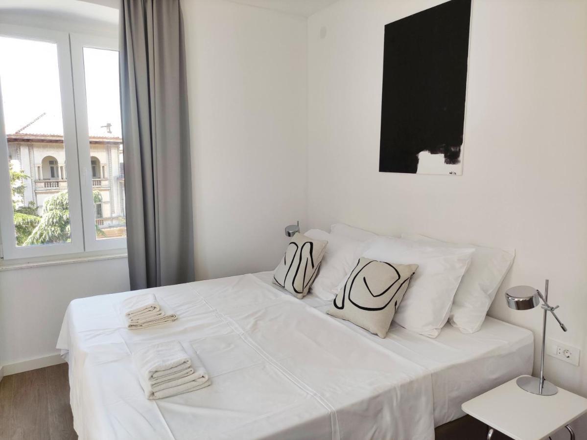 Nik Studio Apartments 普拉 外观 照片