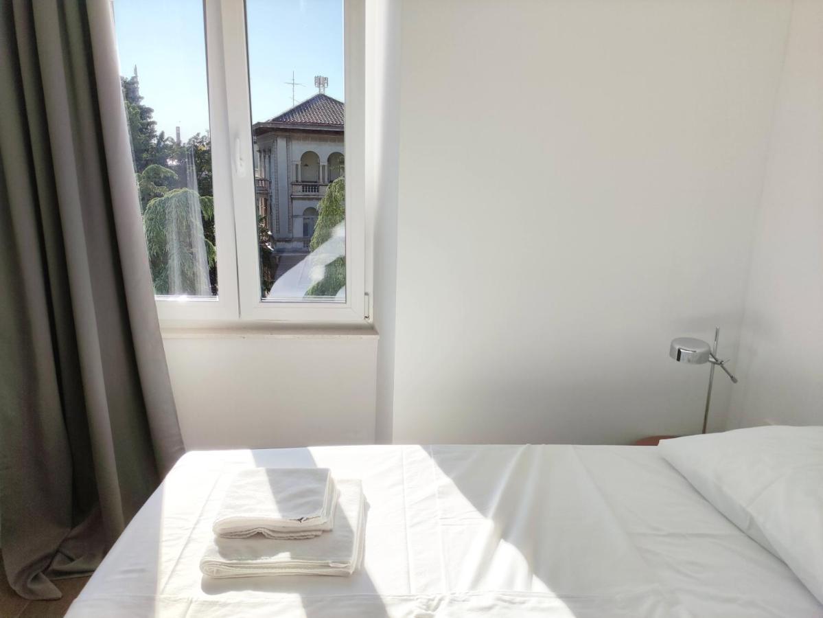 Nik Studio Apartments 普拉 外观 照片